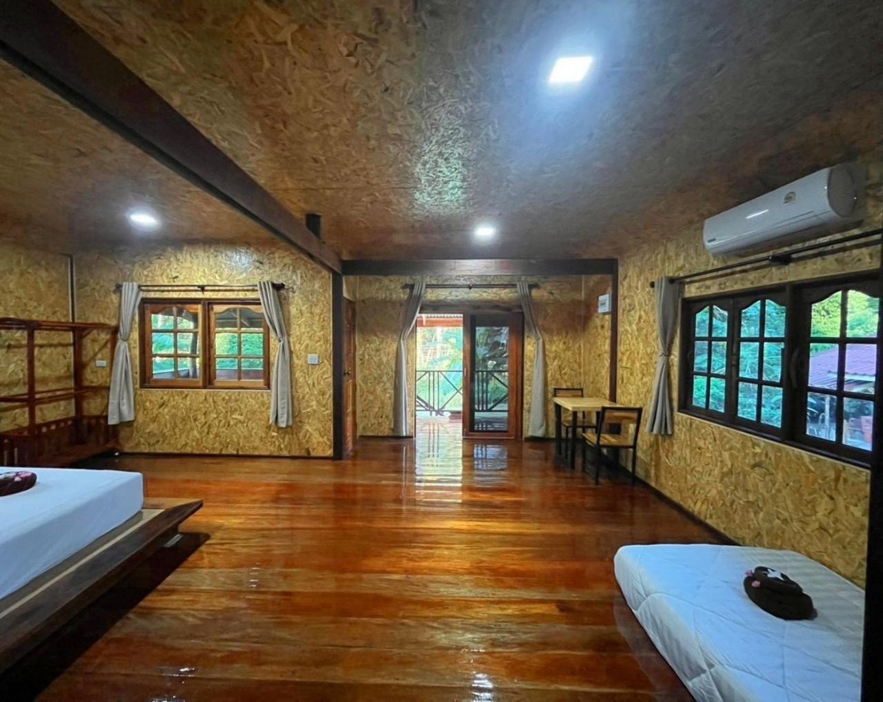Koh Jum Home Stay Exteriör bild
