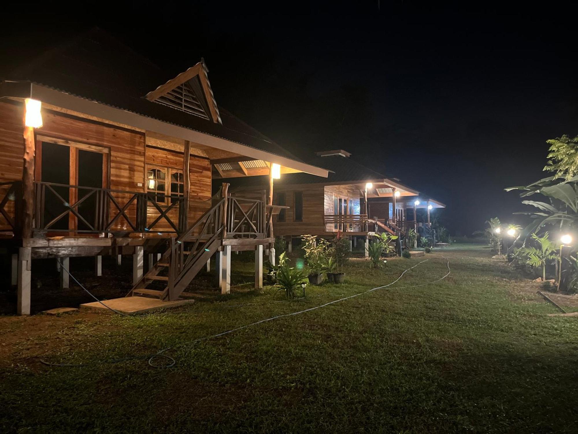 Koh Jum Home Stay Exteriör bild