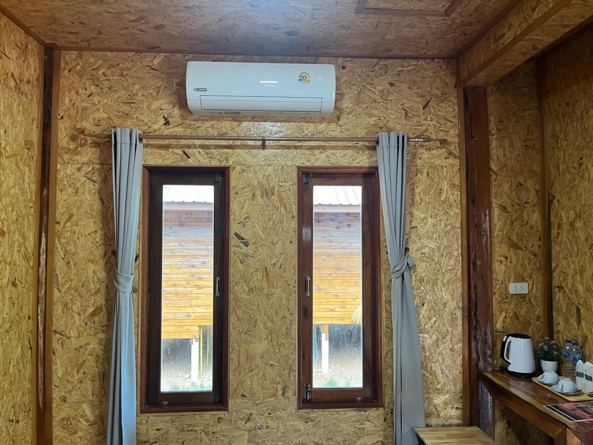 Koh Jum Home Stay Exteriör bild