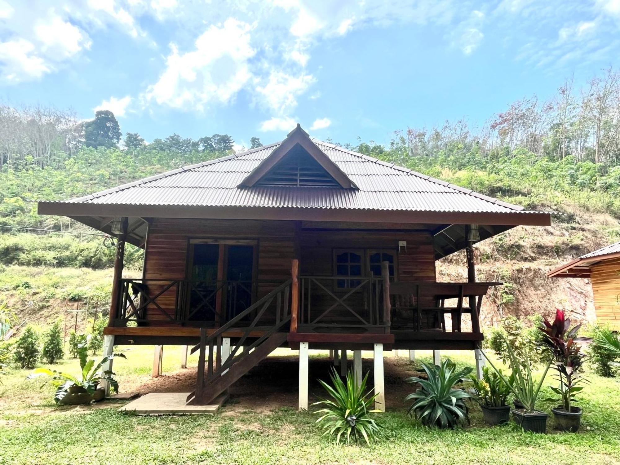 Koh Jum Home Stay Exteriör bild