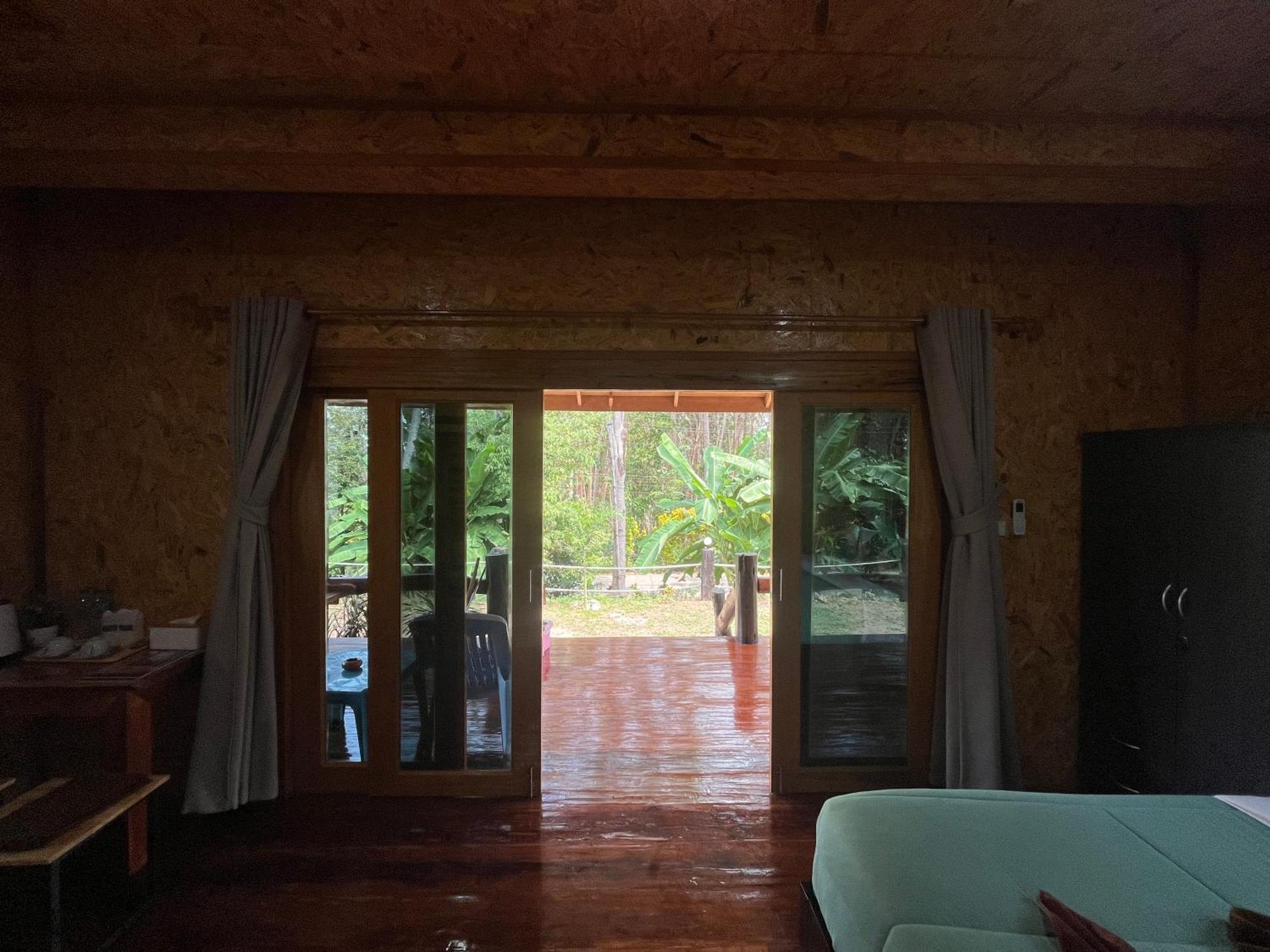 Koh Jum Home Stay Exteriör bild