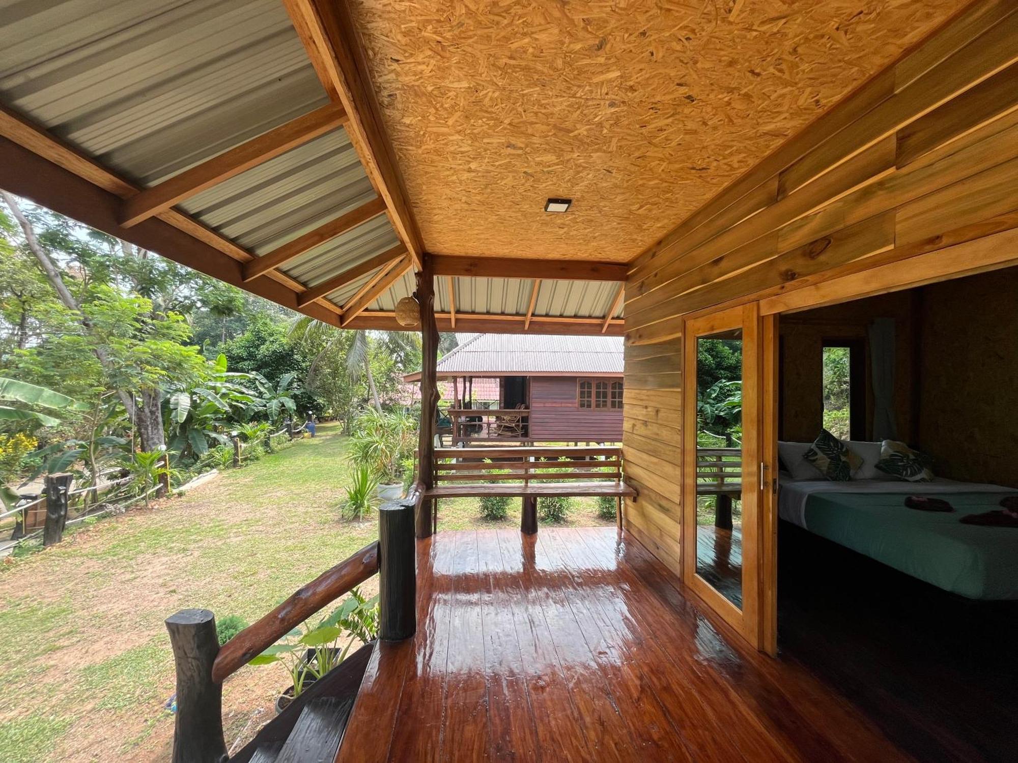 Koh Jum Home Stay Exteriör bild