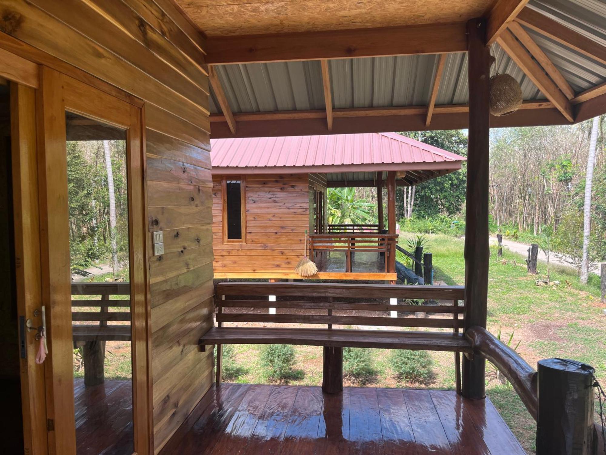 Koh Jum Home Stay Exteriör bild